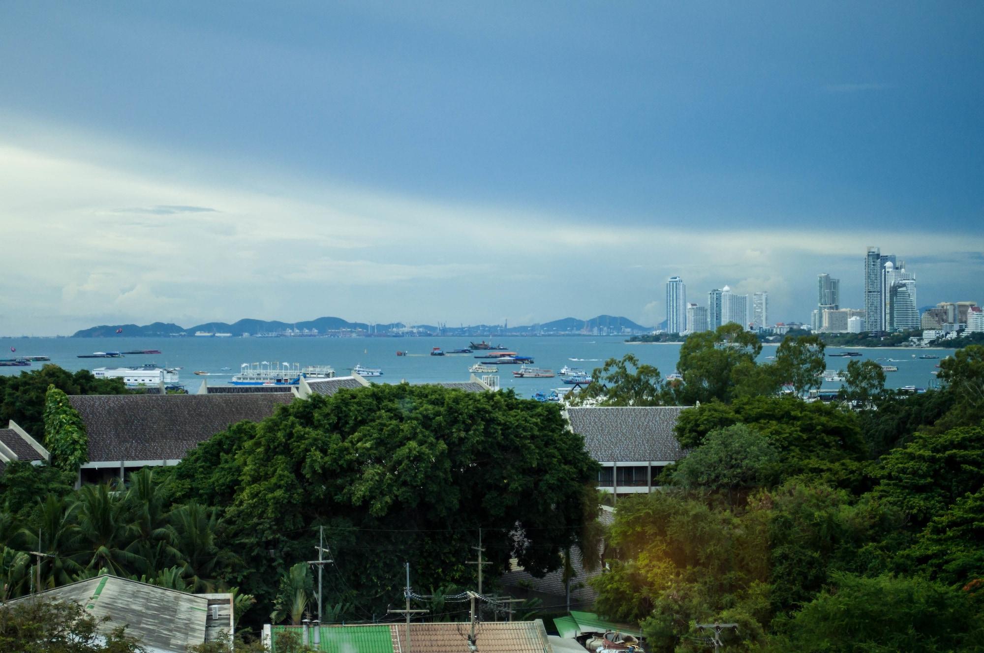 Signature Pattaya Buitenkant foto